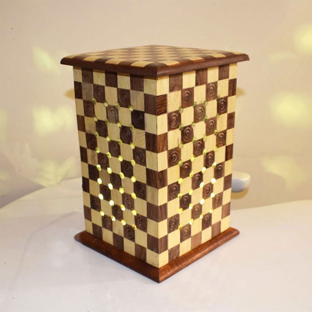 Chess lamp